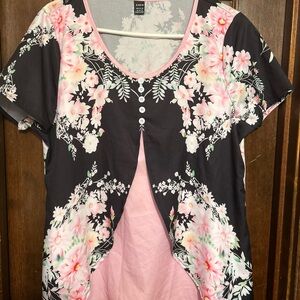 SHEIN Asymmetrical Black and Pink Short Sleeve Blouse
